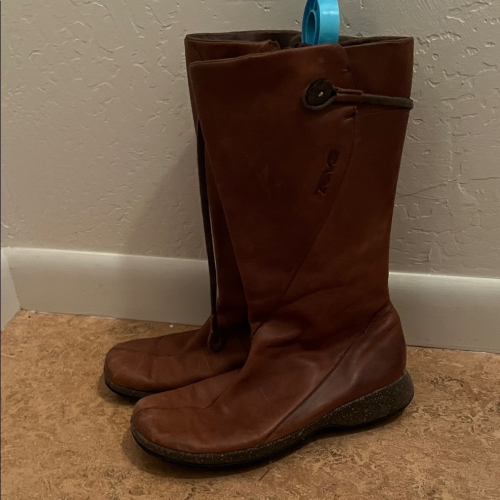 Teva Women's Brown Heeled Boots - Picture 2 of 4